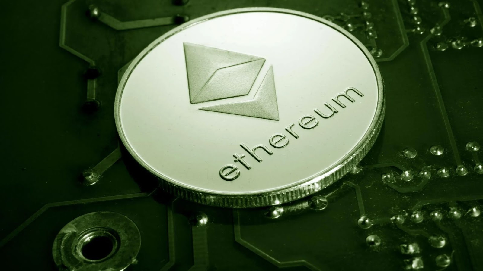 Crypto Analyst Foresees Imminent Ethereum (ETH) Rally to Record Levels