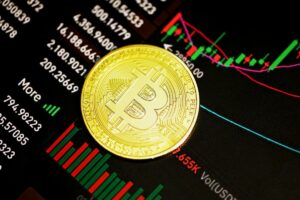 ビットコイン、史上最高値更新：機関投資家流入と「クリプトウィーク」で急騰