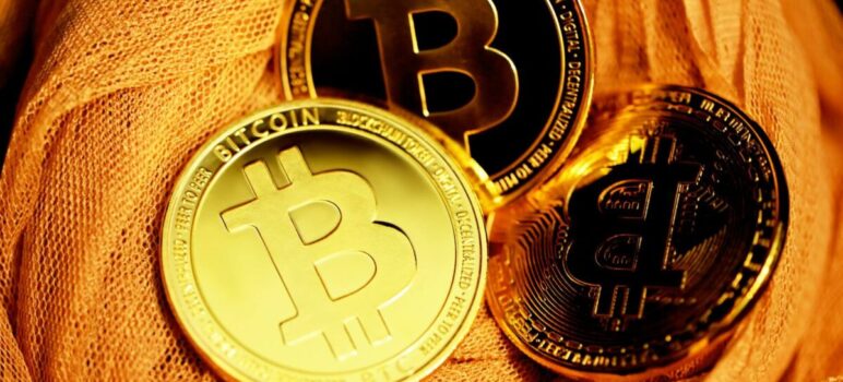 Bitcoin (BTC): Pilnīgs ceļvedis uz pasaulē pirmo kriptovalūtu