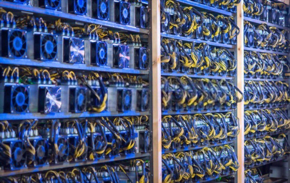 أفضل أجهزة تعدين العملات الرقمية 2025